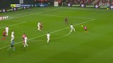 第84分钟甘冈球员伊科科射门
