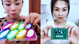 美女直播吃彩色巧克力，看着真过瘾，是我向往的生活