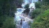 四川牟尼沟瀑布 流动的山水画