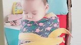 看着宝宝在这里面真替他难受啊