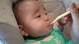 6个月宝宝辅食初体验：慢慢试探、逐渐上头、丧失理智、最后疯魔