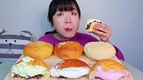 小姐姐吃各种口味的奶油软包，看起来香甜可口，羡慕呀