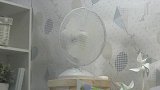 瑞奇宝宝：今天风很大，诺诺把窗户挡住，结果变得黑漆漆的！