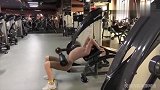 小姐姐健身房疯狂虐腹 动静结合姿态优雅