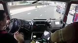看看消防车驾驶员的驾驶技术，看完再也不敢说自己会开车了