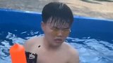 游个泳而已，就问你惊不惊喜？意不意外？游泳