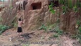 牛人隐居大山，掏空山体自制豪华泳池，网友躺在里面太惬意