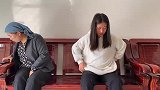 婆婆重男轻女，儿媳坐月子还要给全家洗衣服，出差的丈夫终于回家