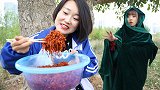 段子剧：学渣吃记忆火鸡面副作用太大，为找回记忆吃10斤辣椒面