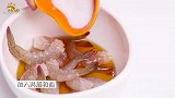 高颜值金丝虾球这样做，外酥里嫩，一口一个吃的超香！