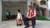 二货夫妻沉迷手机弃孩子于不顾，结果憨头暗中使计让两人回归家庭