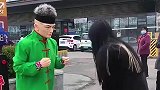 小姐姐是被伤得多深，才会对一个假人这样，难道是遇到渣男了？