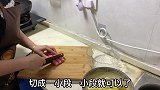 最近很火的土豆做法，饭店卖15一盘，在家成本不到3元，太香了