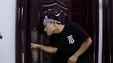小伙抓到小偷，没想竟然误打了小舅子！这下惨了，结局太搞笑了