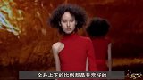 国外“最肥胖”女模特，当她脱下外套一瞬间，全场男士都沸腾了！