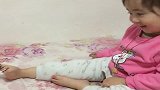 女儿去奶奶家第一天，老公发来这一段视频，长大还能嫁出去吗