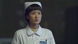 小伙想起就是在这，曾经跪在姑娘面前，那时候未来一片美好！