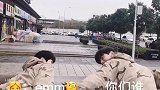 有两个哥哥的好处大概就是永远不愁没人背我吧