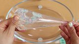 把裱花袋里的史莱姆、亮片、小零件混合，无硼砂，治愈又好玩