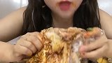 猪排都吃不起，更别提浇汁大羊排了