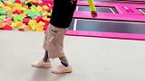 这个只能中午练、你们知道为什么吗？还好最后我成功了，加油中年人 网红蹦床 dou动北京