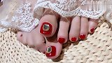 女友偷偷给脚趾甲做的美甲，也太好看了吧，网友：简直堪比脚模！