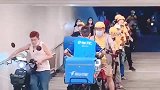 当美团遇到饿了么，双方僵持不下谁也不让谁，一场大战一触即发