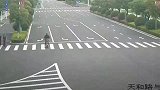 二哈你都不知道有多疼，我都被疼醒了！