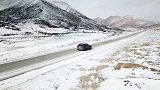 冬季进藏第6集：川藏线最高垭口遇事故，轮胎雪地莫名被扎3个洞