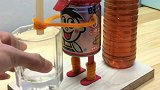 用废品制作“茶海”，茶杯放上去之后，真佩服大哥的智慧！