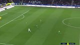 第71分钟里昂球员登贝莱射门 - 被扑