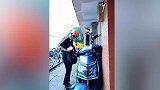 家政阿姨干活利索网络走红老家建了小洋房，和东家相处像闺蜜一样
