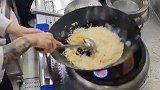 手艺人还是有，就一炒饭仔