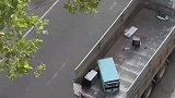 女子请搬家公司搬家，结果东西都是用丢的，到家电器都坏了