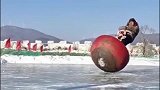 搞笑视频双手插兜谁也不爱