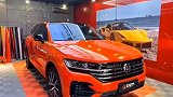 大众途锐改色贴膜亮光红