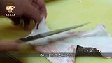 日本高薪大厨，用鳗鱼检验刀工，一把钢刀游离于骨肉之间！