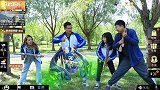 真人游戏，学生的装备被抢，吃辣条获得蔡文姬大招回血
