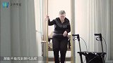 外国黑科技发明，一个需要双手使用的电梯，逃生好利器