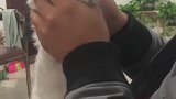 猫：我又不读书，干嘛给我听诗歌呀！