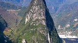 贵州文笔峰，村庄依山而建，听说这里出了很多大官