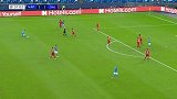 第58分钟那不勒斯球员洛萨诺射门 - 打偏