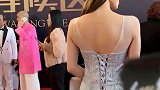 这个后背真是无与伦比！