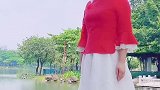美女清唱毛主席的话儿记心上