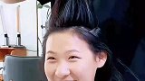 父亲害怕女儿早恋，带女儿去剪短发