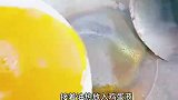 调韭苔鸡蛋饺子馅，切记别加这3种调料，这样做韭苔不出水不变色