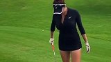 小姐姐的这个高尔夫颠球动作真是太厉害了，深藏不露的基本功