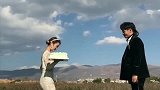 这个婚纱照拍的太难忘了，瞅把新郎给吓得，这表情都扭曲了