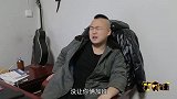 上班打卡先做表情包，不想员工们的表现一个比一个搞笑，真逗