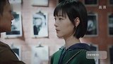 美女回到家后被男友抱住，说了一通话后便满心欢喜的离开了
